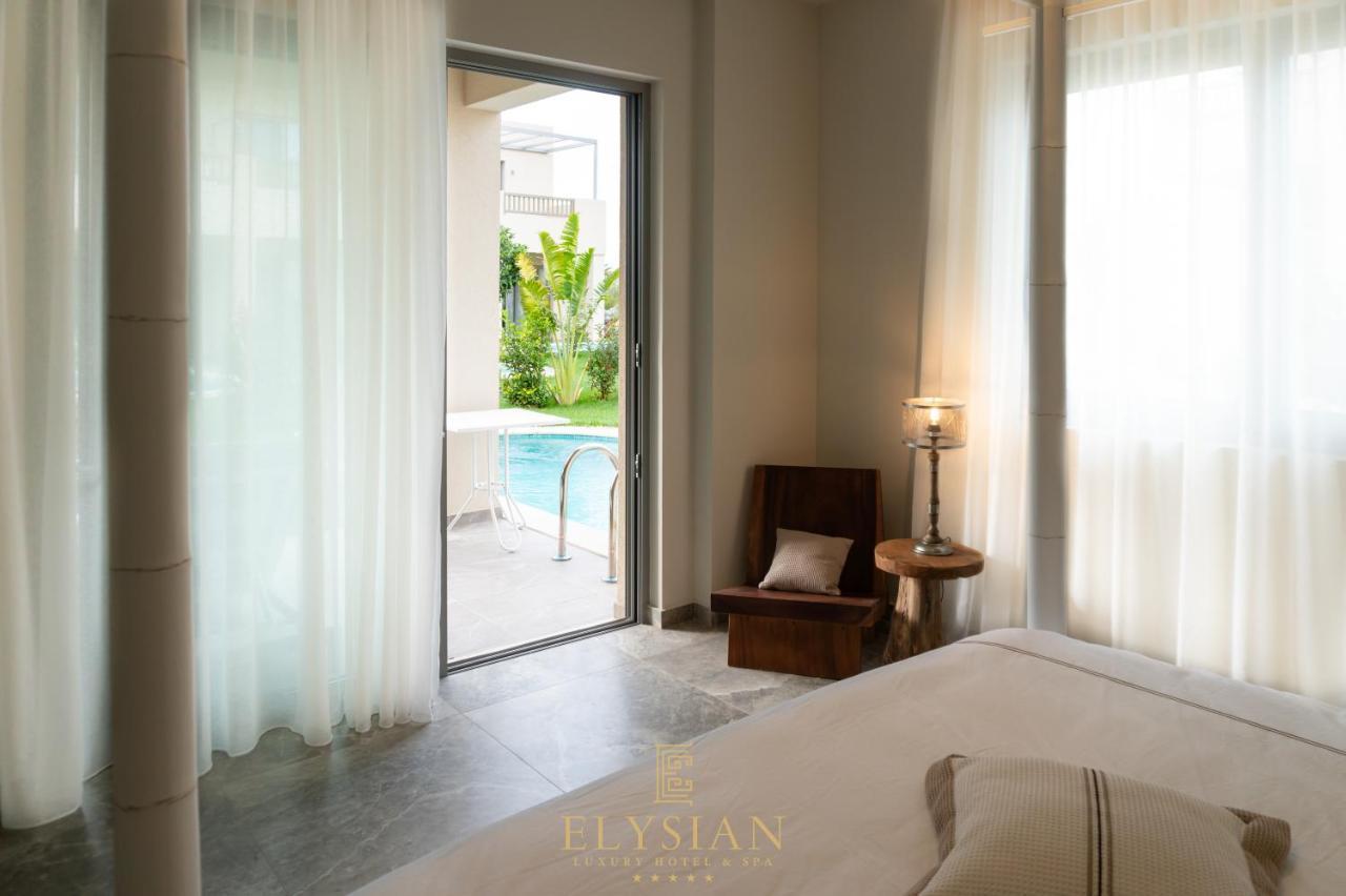 Elysian Luxury Hotel And Spa Каламата Екстер'єр фото