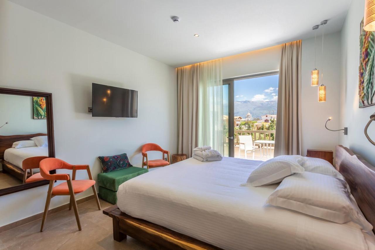 Elysian Luxury Hotel And Spa Каламата Екстер'єр фото